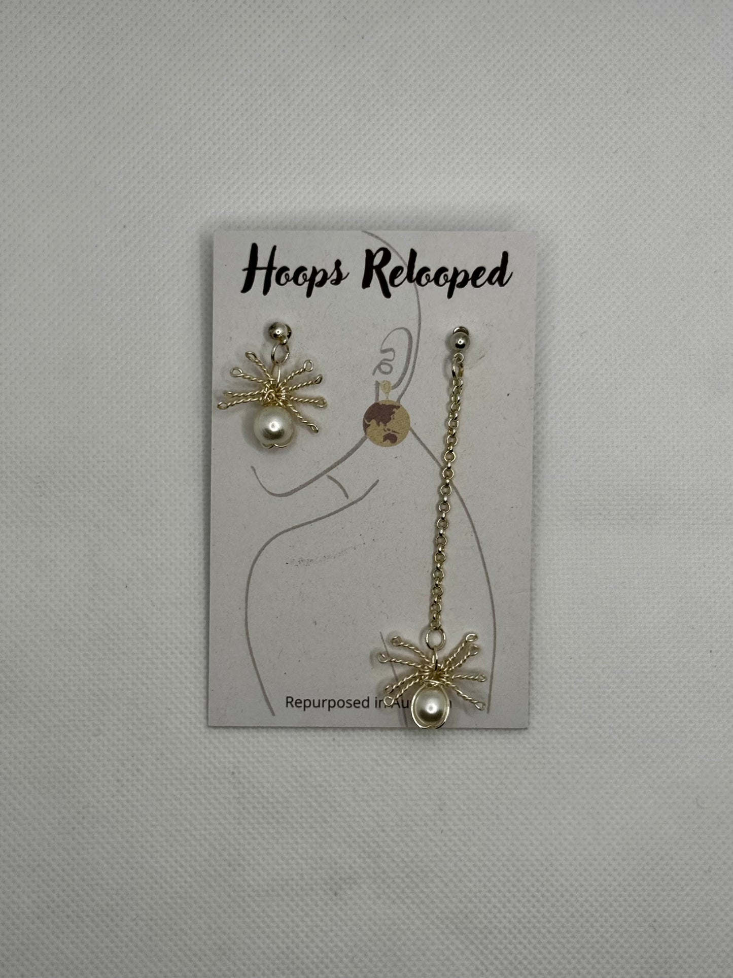 Medium silver pearl spiders