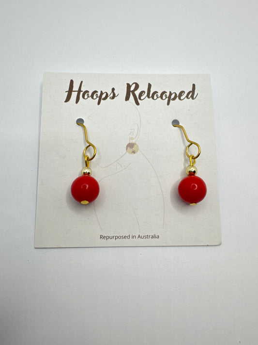 Small red baubles