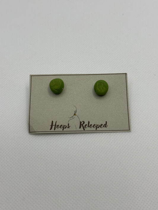 Green dot mini studs