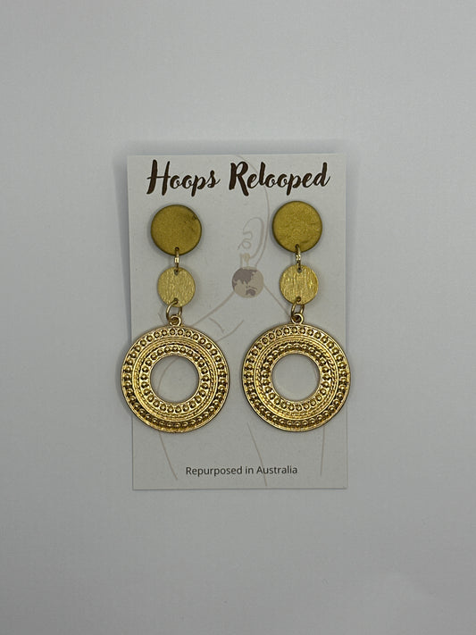 Golden circles