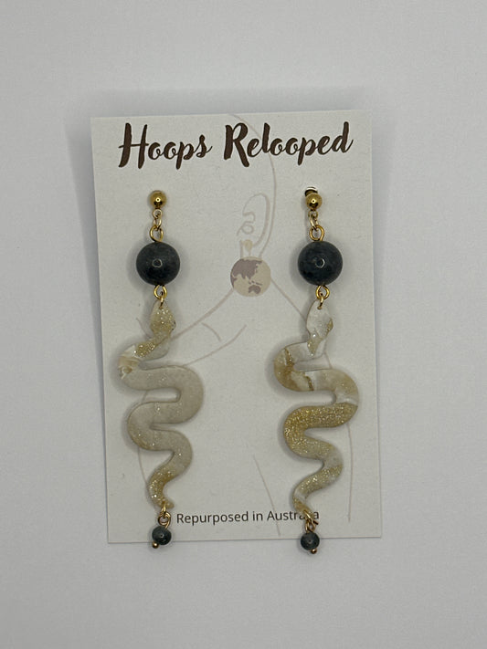 White and gold snakes