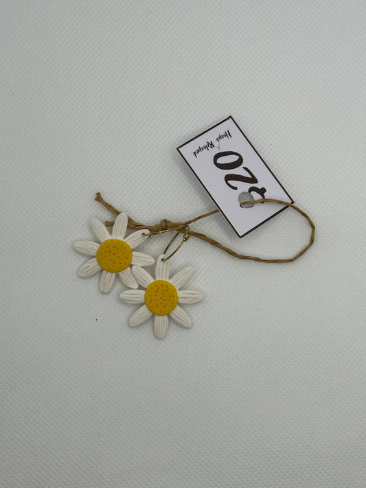 White daisy flower hoops