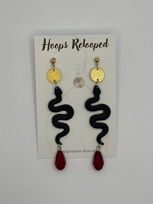Black gold snakes
