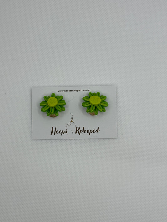 CLIP ON flower studs