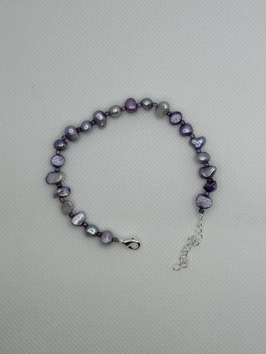 Purple pearl bead bracelet