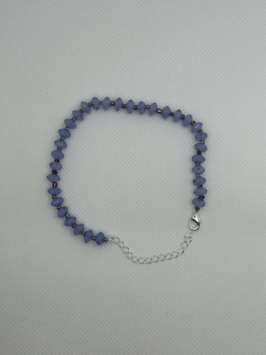 Blue stone bead bracelet