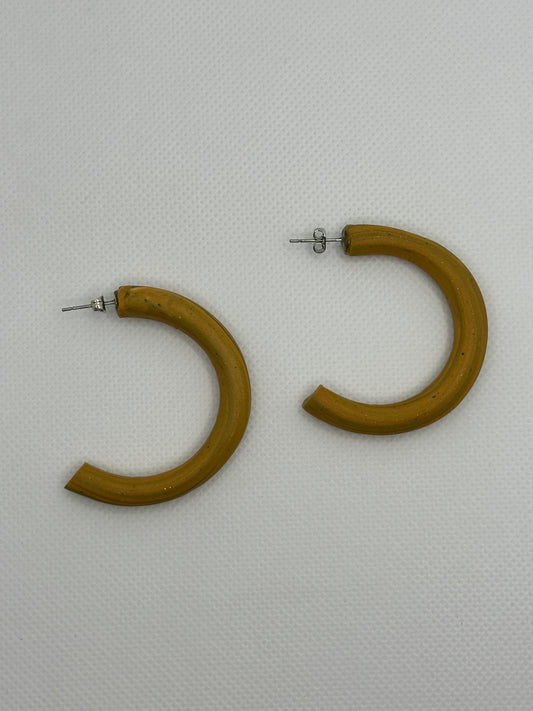 Chunky mustard yellow hoops